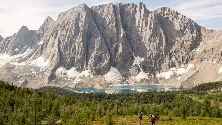 CANADIAN- ROCKIES SPLENDOUR