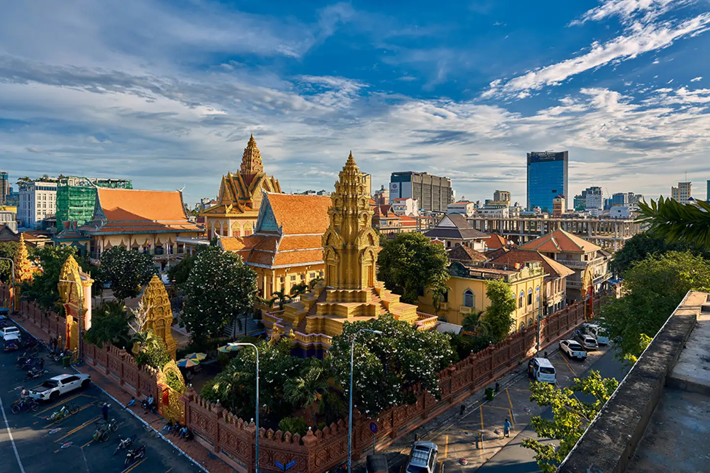 PHNOMPENH AT GLANCE