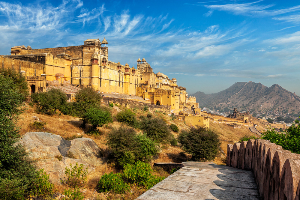 Enchanting Rajasthan: A Journey Through Palaces and Deserts